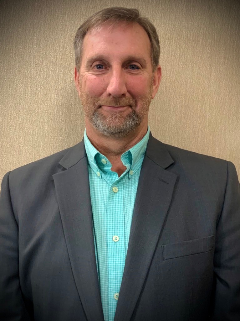 Daniel Bradshaw headshot